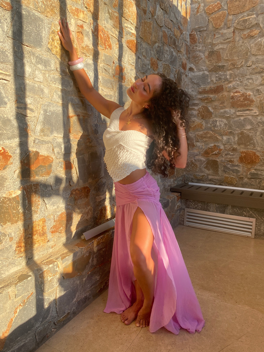 SCULPTED ONE SHOULDER TOP - NATURAL