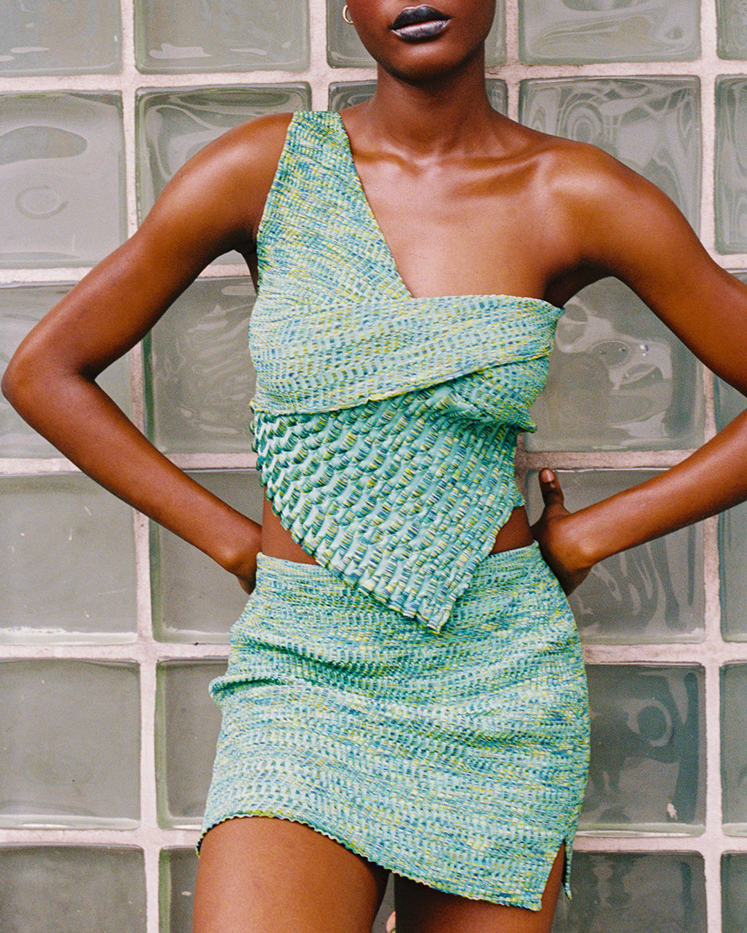 SCULPTED ONE SHOULDER TOP - MEADOW GREEN